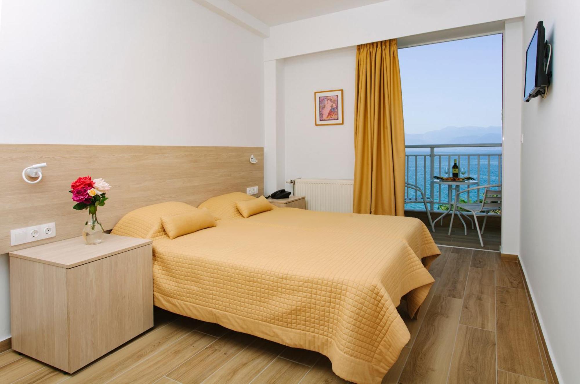 Hotel Sissy Kamena Vourla Luaran gambar