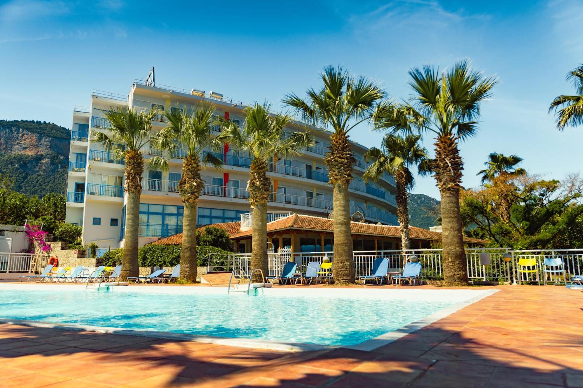 Hotel Sissy Kamena Vourla Luaran gambar