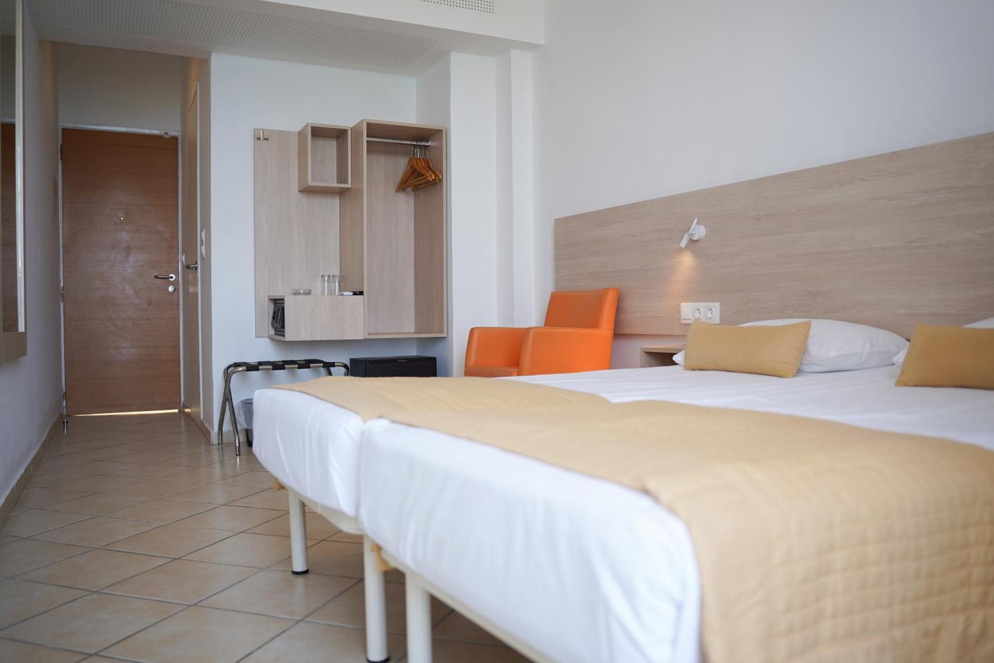 Hotel Sissy Kamena Vourla Luaran gambar