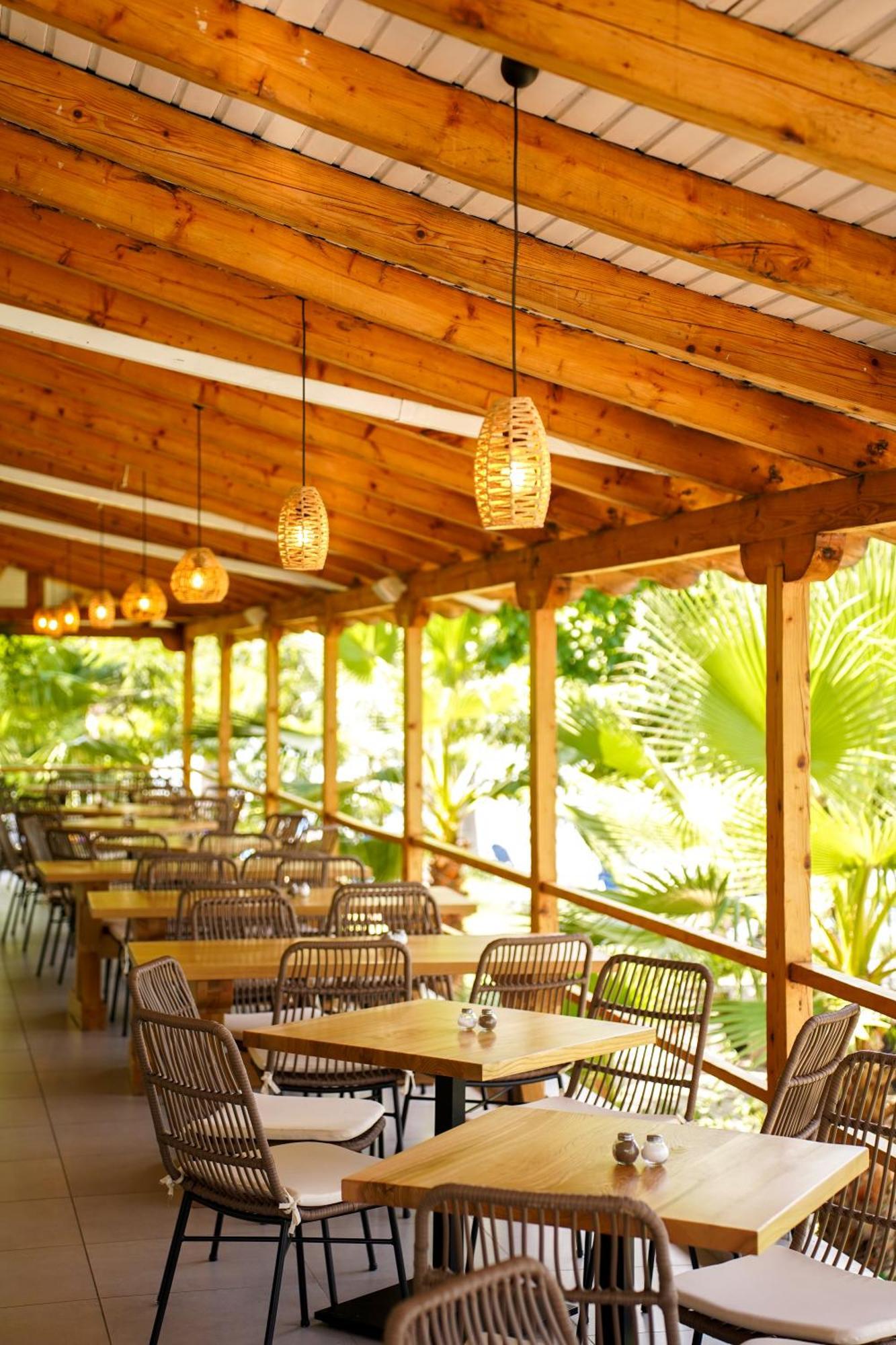 Hotel Sissy Kamena Vourla Luaran gambar